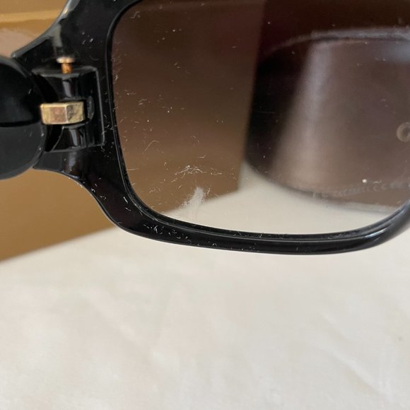 Authentic Gucci Sunglasses - Picture 6 of 6
